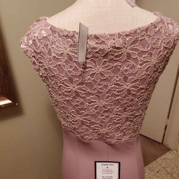 Dress - Picture 7 of 11